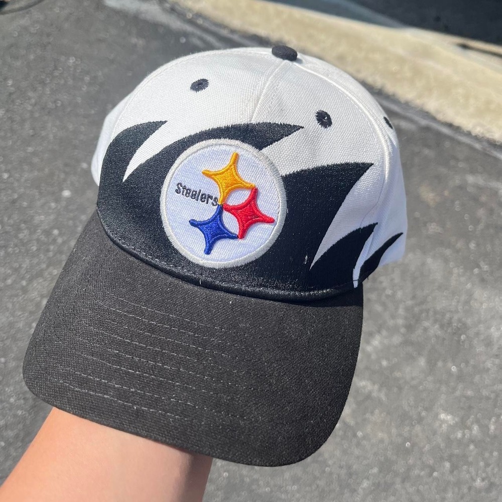 1990s Pittsburgh Steelers Shark-tooth snapback hat
